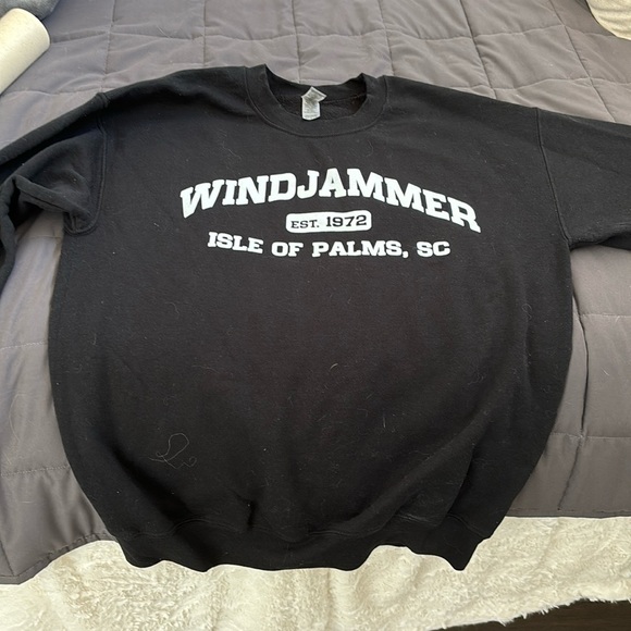 Tops - Windjammer (Charleston) Crewneck